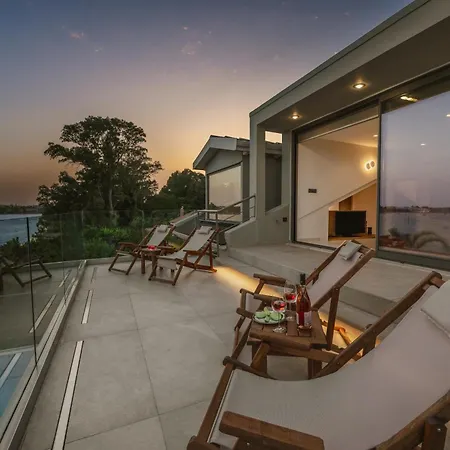 Seaside Serenity Suite Preveza Exterior photo